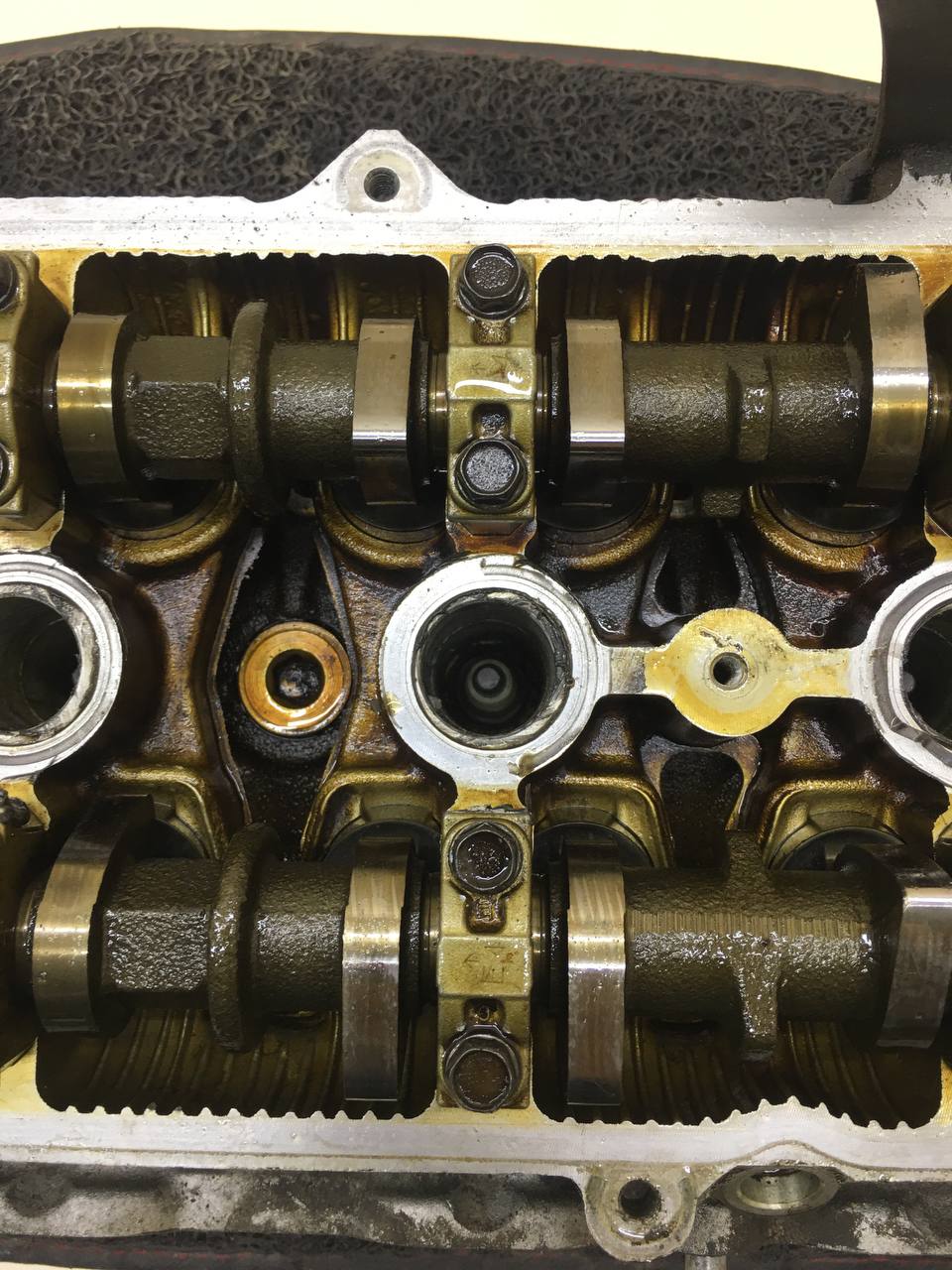 Головка блока цилиндров Toyota Corolla E120 2001-2007 Головка блока цилиндров Toyota Corolla E120 2001-2007