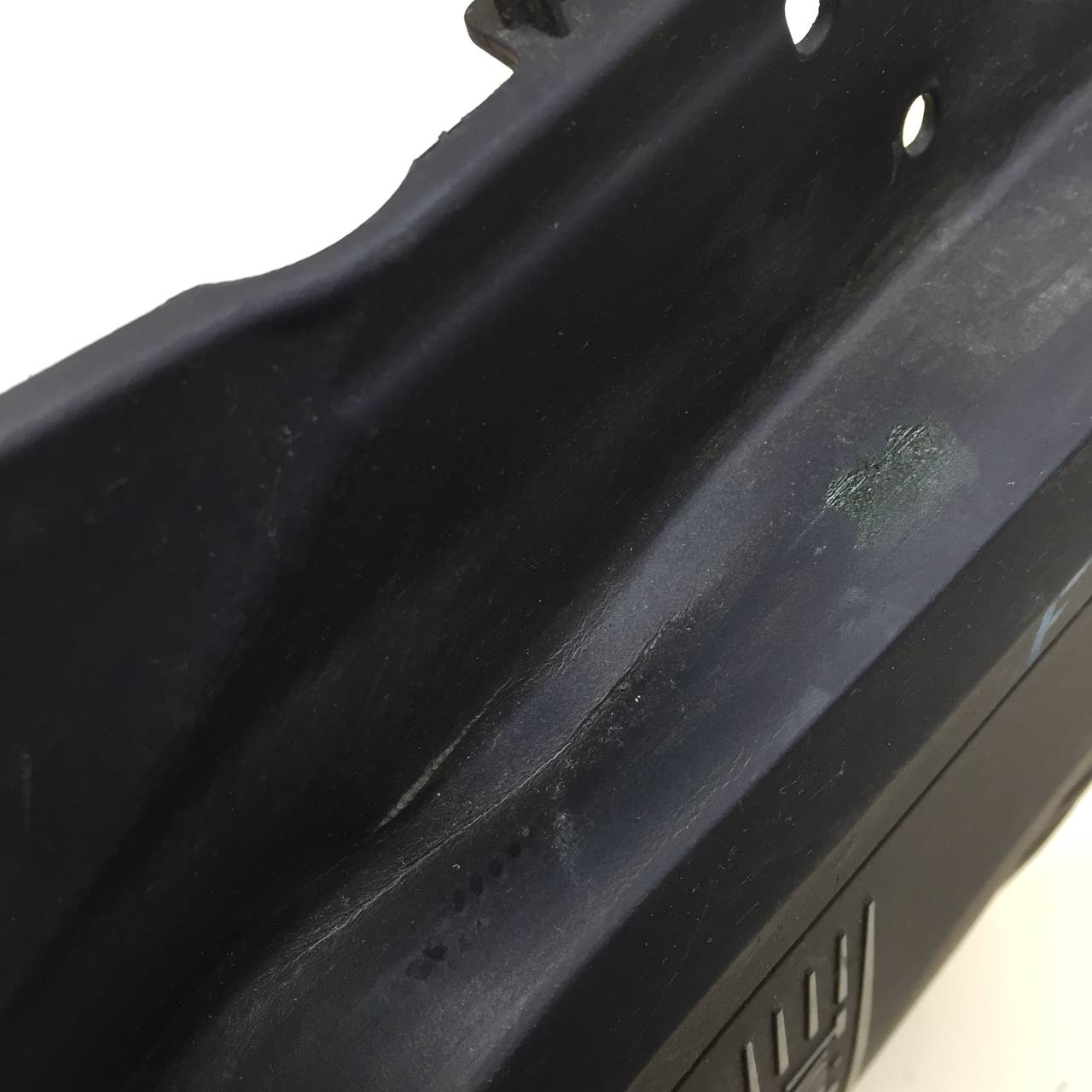Крышка двигателя декоративная BMW 3-series F30/F31 2011> Крышка двигателя декоративная BMW 3-series F30/F31 2011>