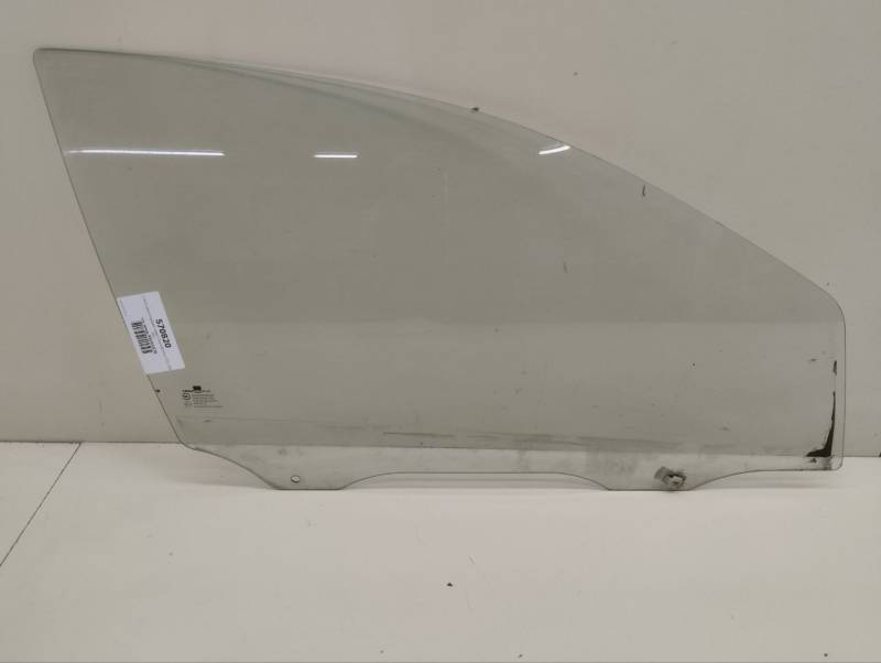 Стекло двери передней правой Chevrolet Aveo T250 2005-2011