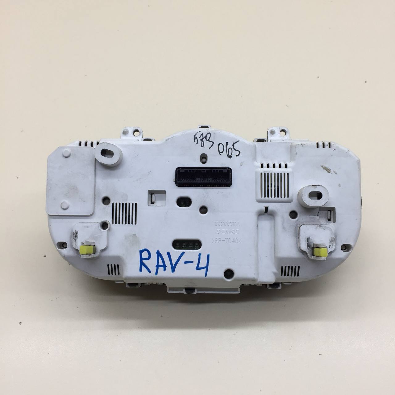 Панель приборов Toyota Rav 4 (A30) 2006-2013