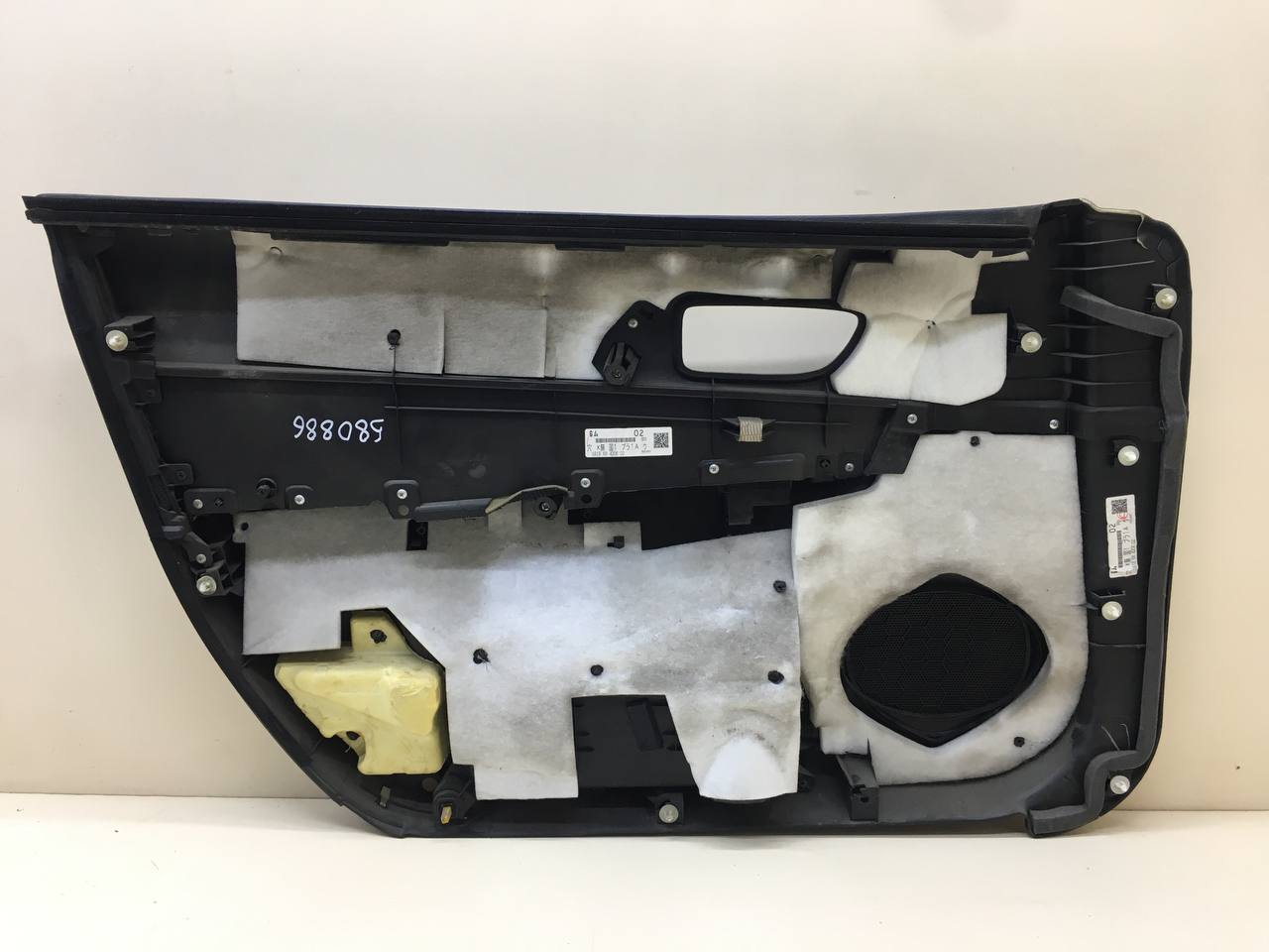 Обшивка двери передней правой Mazda Mazda 6 (GG) 2002-2007