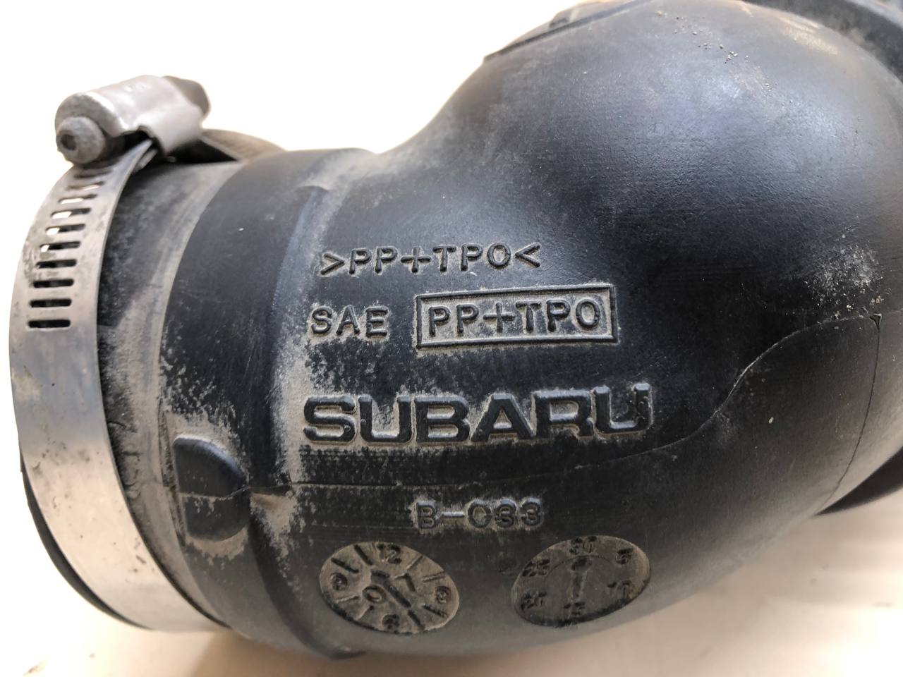 Патрубок воздушного фильтра Subaru Impreza (G12) 2007-2012