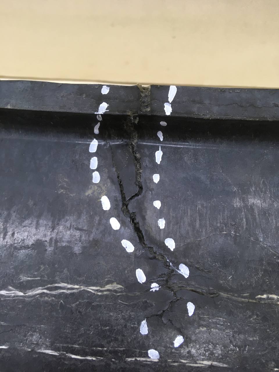 Усилитель переднего бампера Kia Spectra (SD) 2004-2011