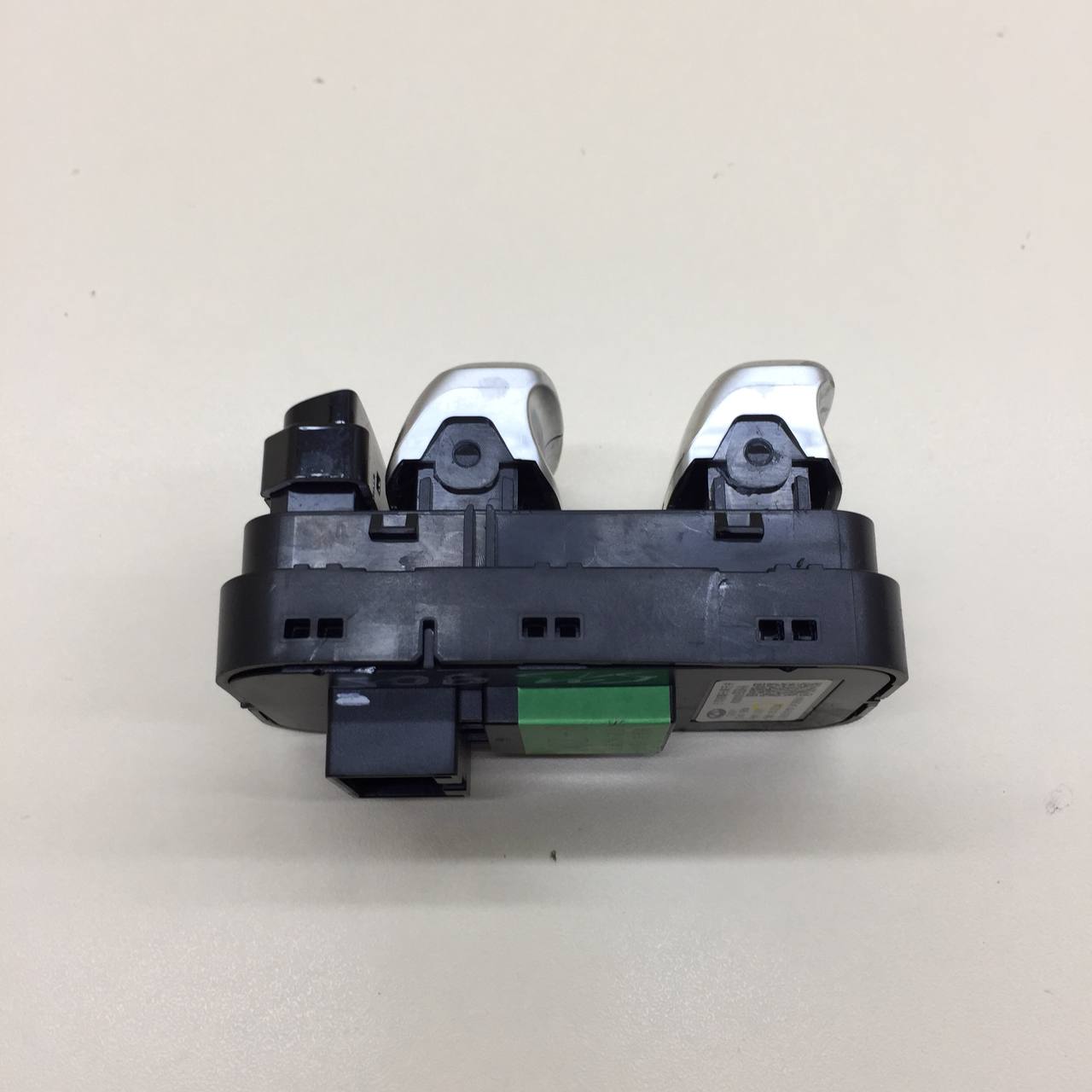 Блок управления стеклоподъемниками EXEED RX 2022>