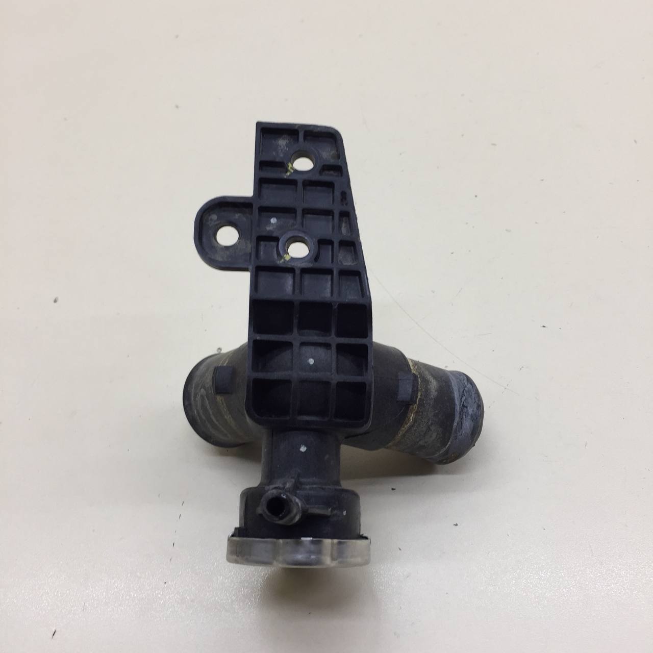 Тройник системы охлаждения Kia Rio 3 (QB) 2011-2017