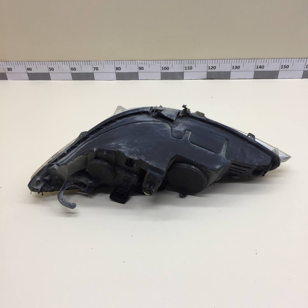 Фара правая Peugeot 308 2007> Фара правая Peugeot 308 2007>