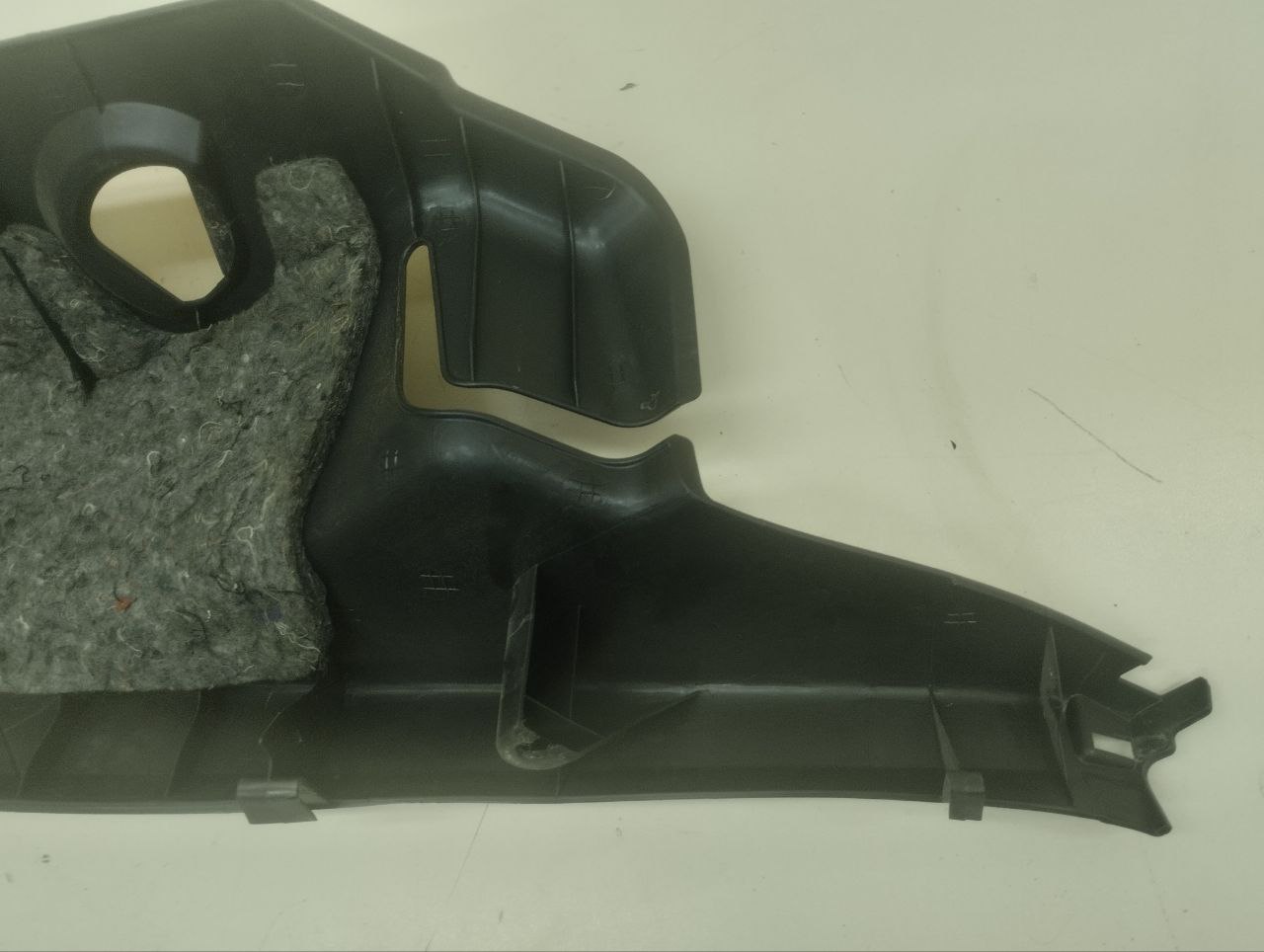 Обшивка стойки Toyota Auris (E150) 2006-2012