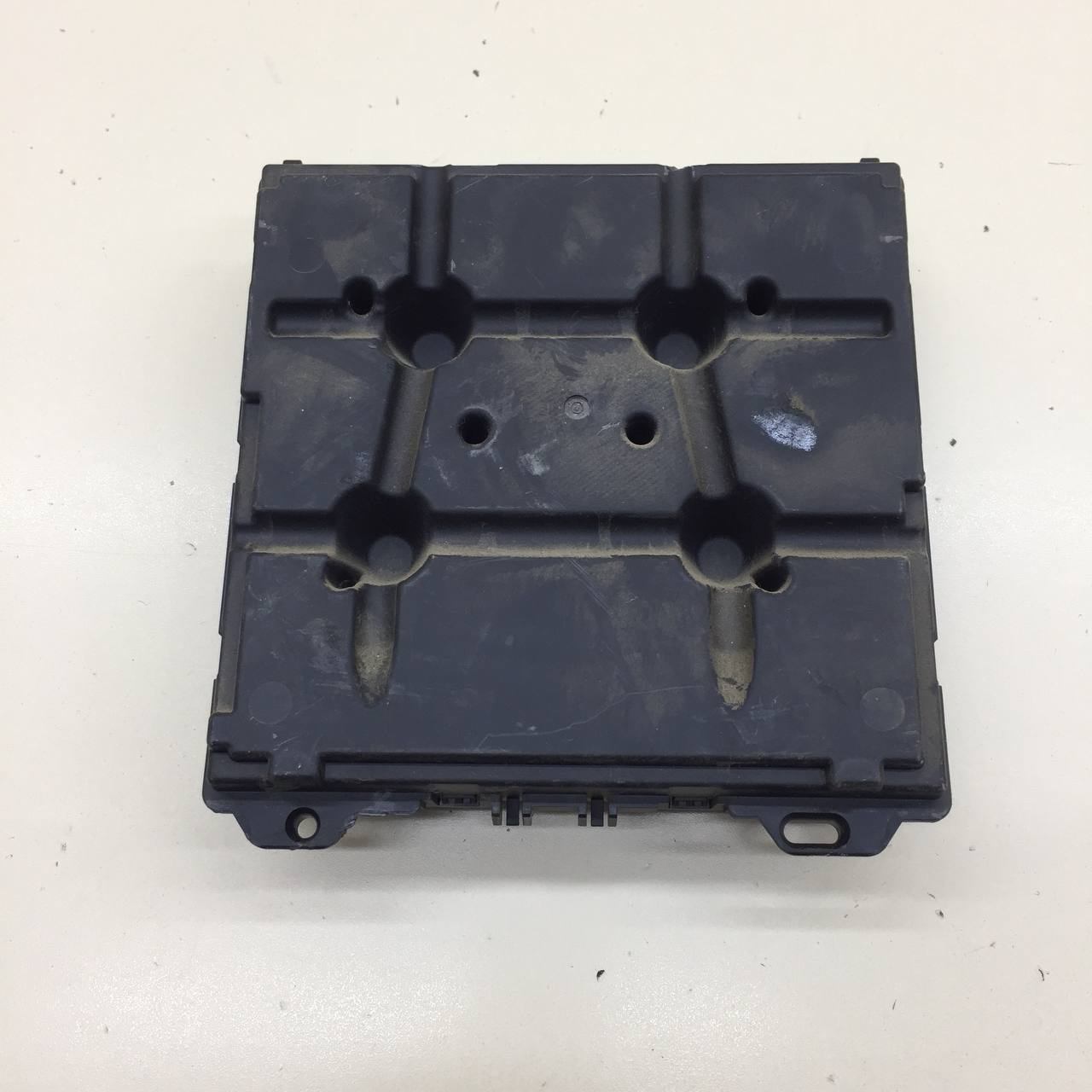 Блок комфорта Volkswagen Polo (MK5) 2011-2020 Блок комфорта Volkswagen Polo (MK5) 2011-2020