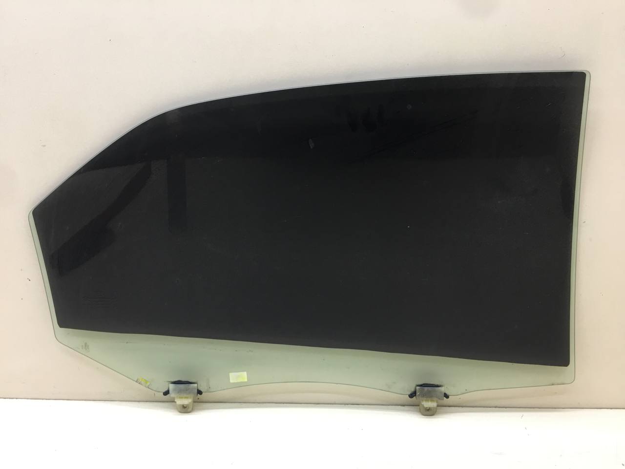 Стекло двери задней левой Kia Cerato (TD) 2009-2013