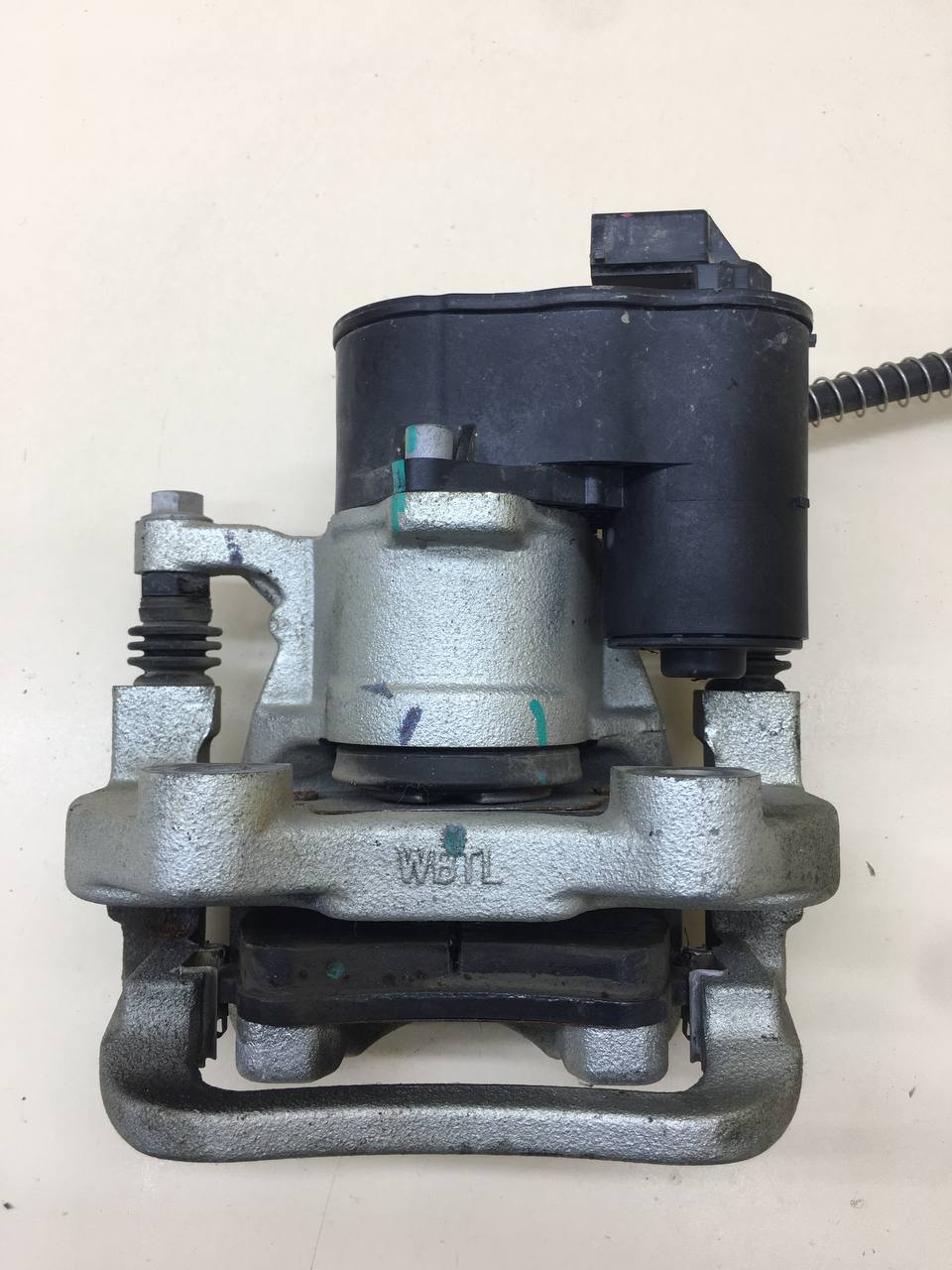 Суппорт задний правый EXEED RX 2022>