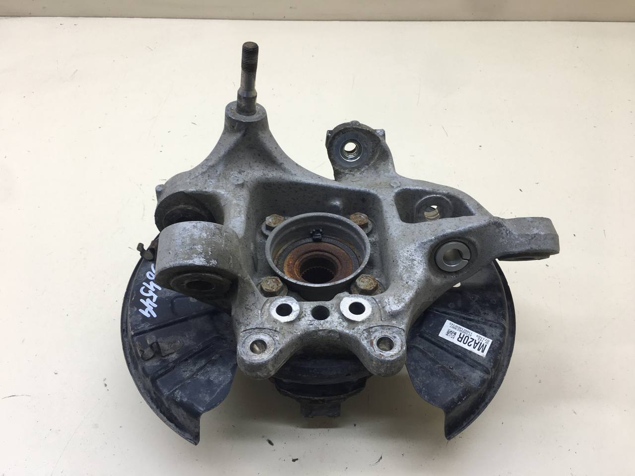 Кулак поворотный задний правый Lexus LS460 (XF40) 2006-2017