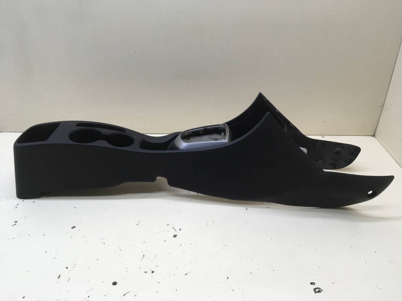 Консоль центральная Hyundai Solaris (RB) 2010-2017