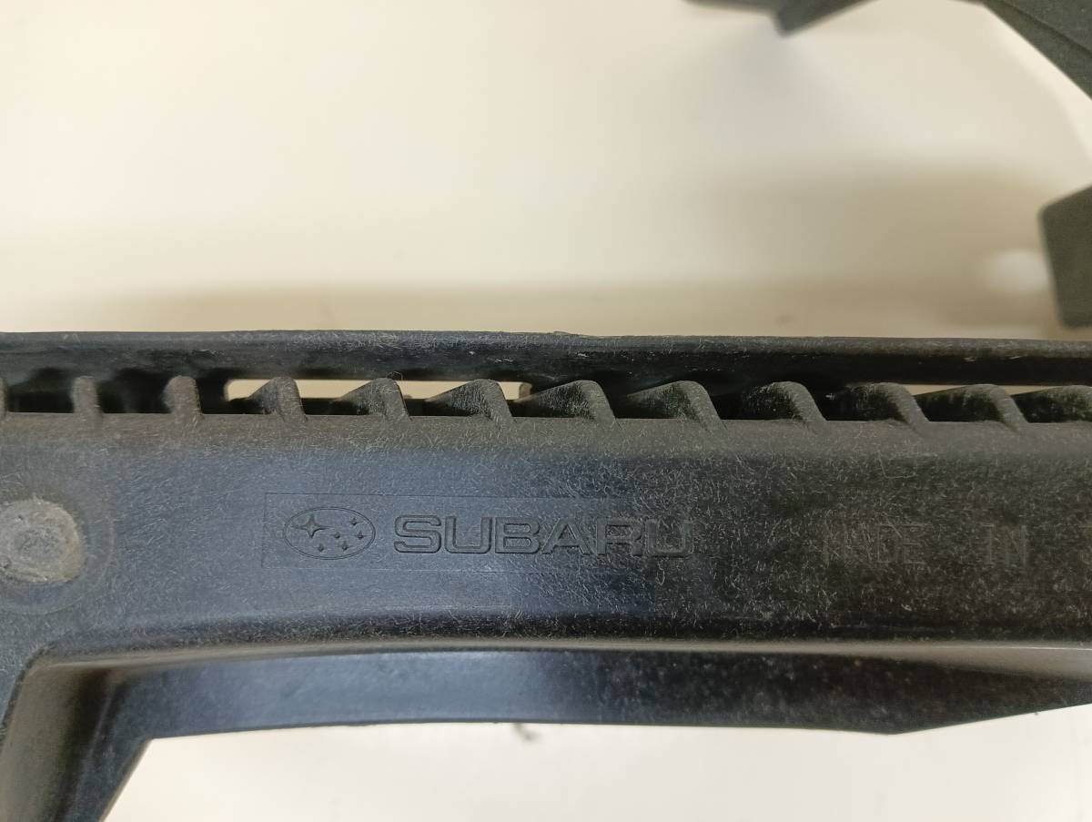 Кронштейн фар правый Subaru Legacy (B14) 2010-2015