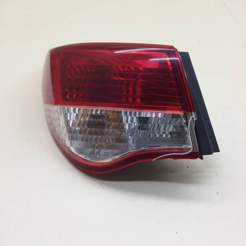 Фонарь задний наружный левый Nissan Almera 3 (G11, G15) 2012> Фонарь задний наружный левый Nissan Almera 3 (G11, G15) 2012>