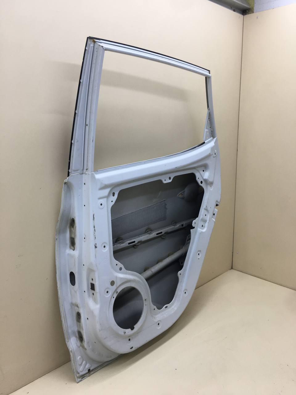 Дверь задняя правая Kia Venga (YN) 2010-2017