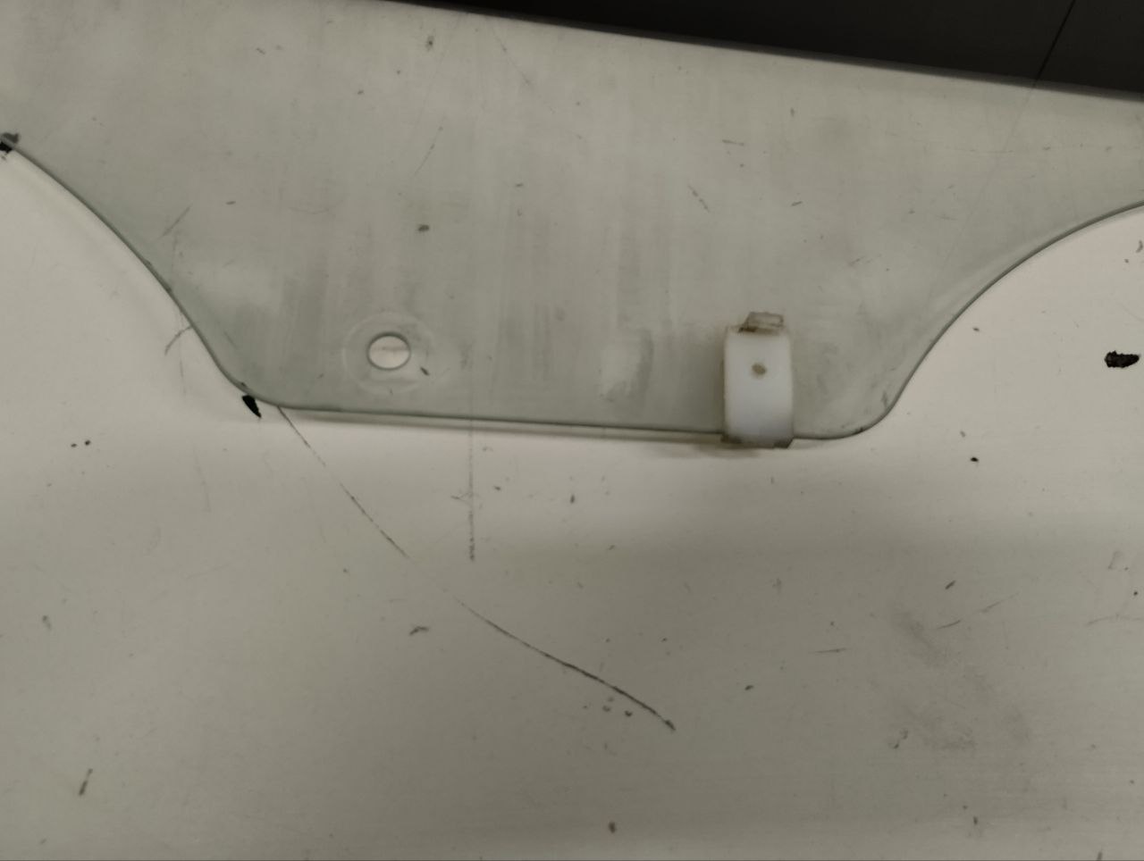 Стекло двери задней левой Hyundai Solaris (RB) 2010-2017