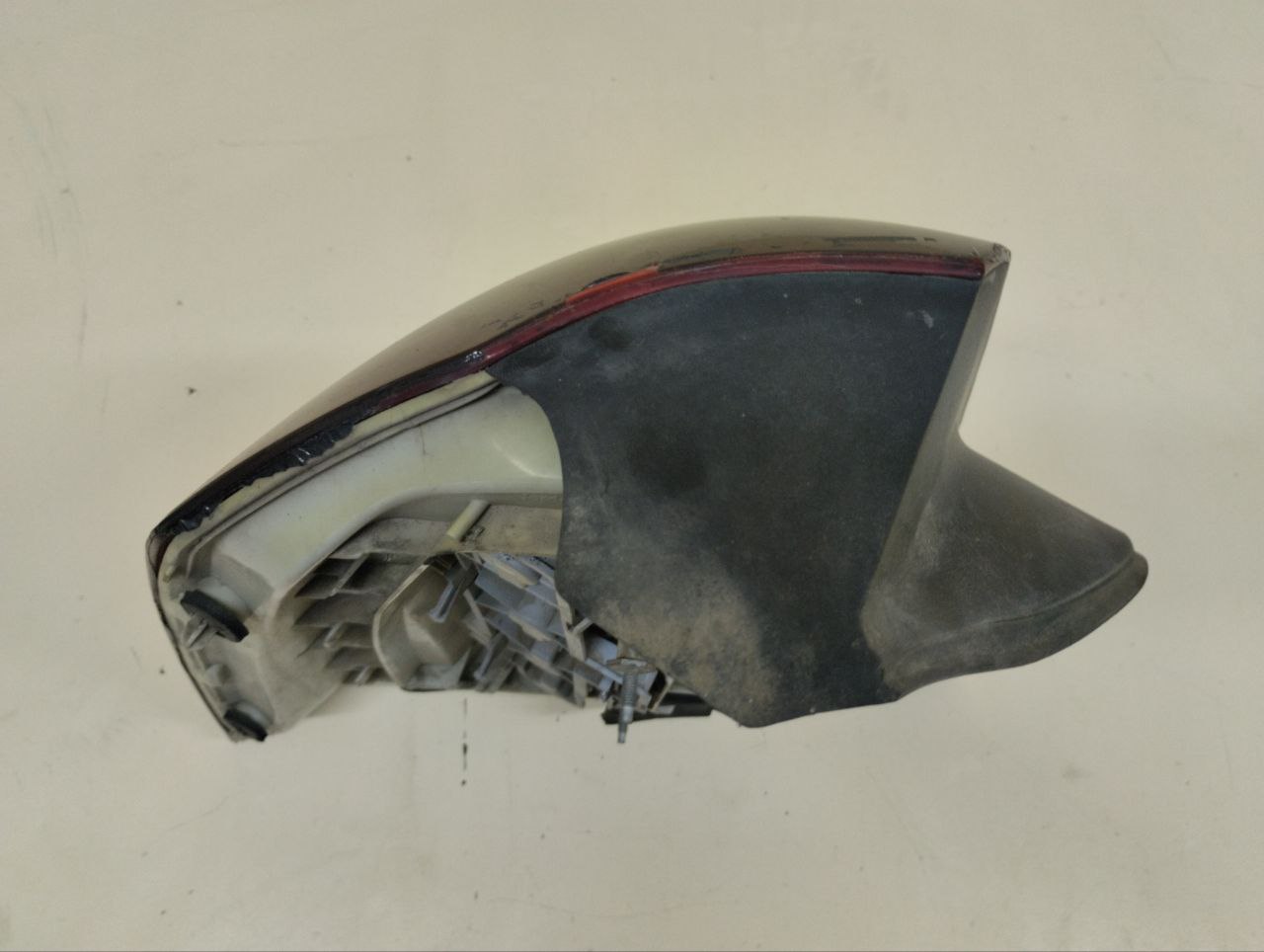 Фонарь задний правый Opel Zafira (B) 2005-2012