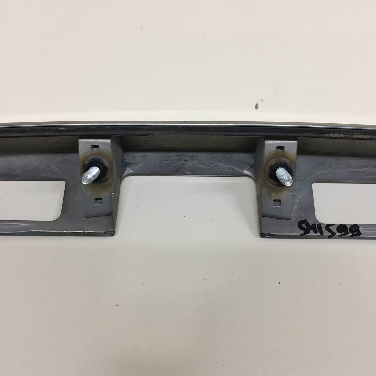 Накладка двери багажника Lexus RX 350 /450h (XL10) 2009-2015 Накладка двери багажника Lexus RX 350 /450h (XL10) 2009-2015