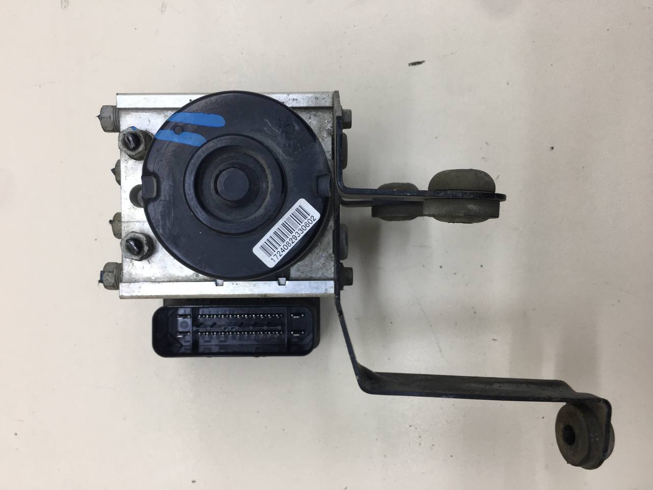 Блок ABS (насос) Ford Focus 2 (DB) 2008-2011 Блок ABS (насос) Ford Focus 2 (DB) 2008-2011