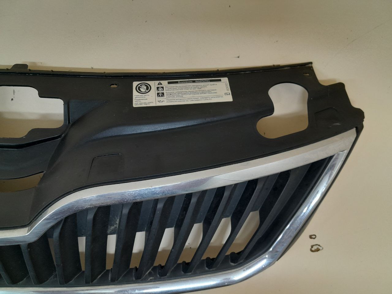 Решетка радиатора Skoda Rapid 2012-2020
