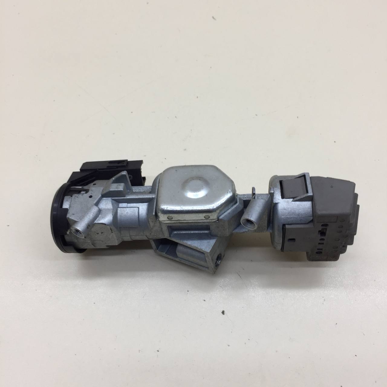 Замок зажигания Ford Focus 2 (DB) 2008-2011