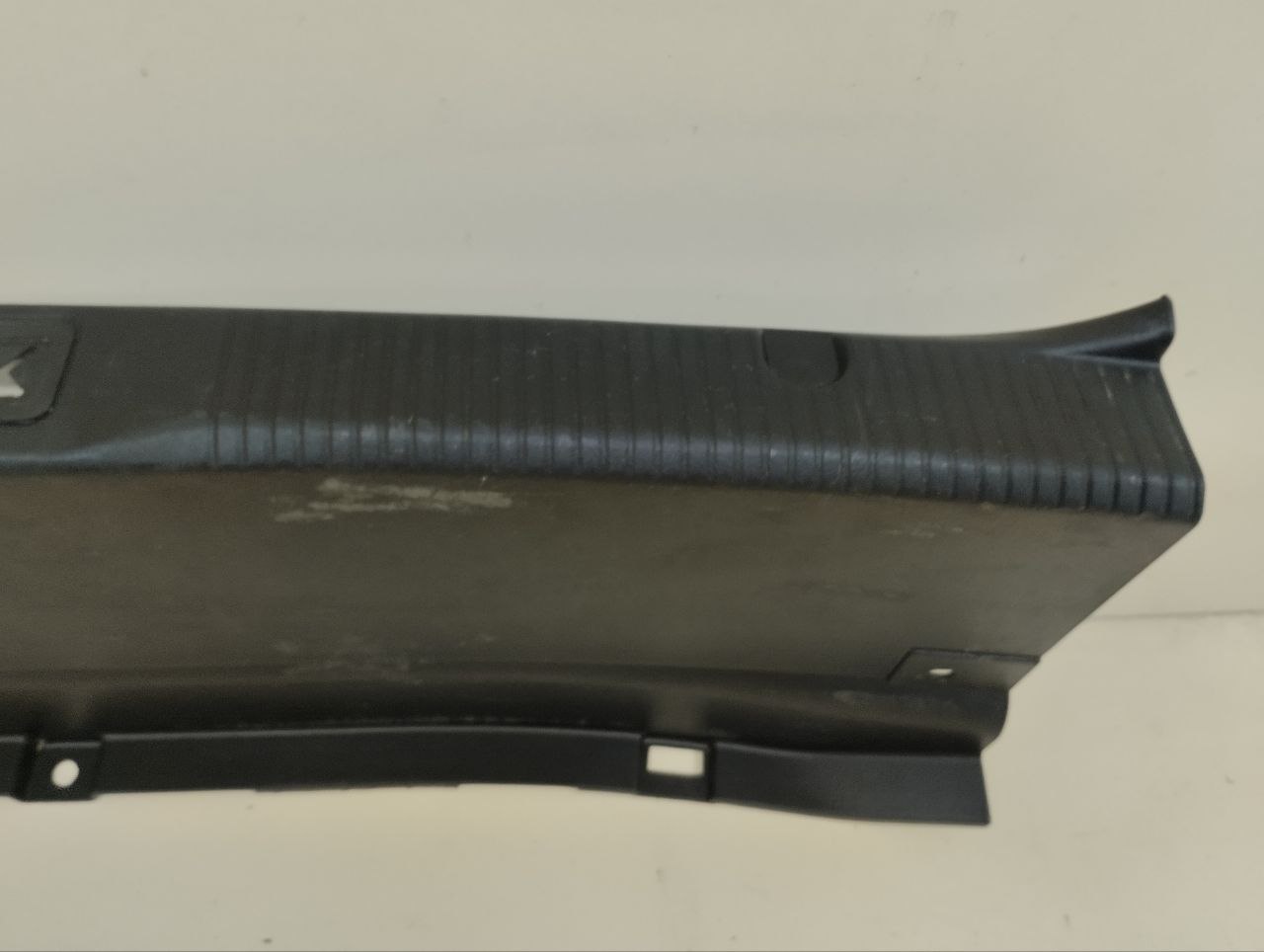 Обшивка багажника Nissan Almera Classic (B10) 2006-2013 Обшивка багажника Nissan Almera Classic (B10) 2006-2013