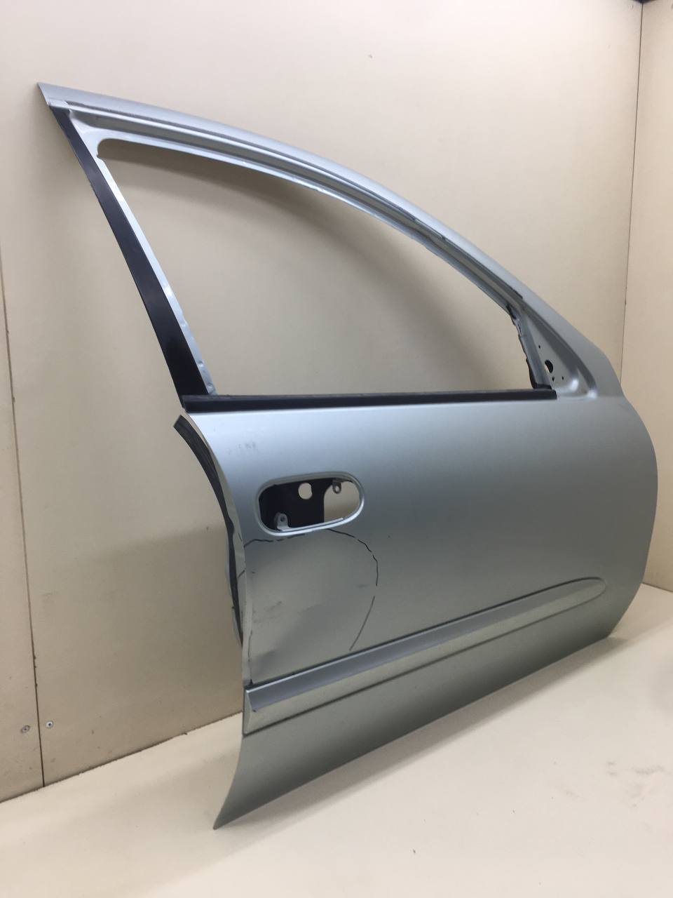 Дверь передняя правая Nissan Almera Classic (B10) 2006-2013