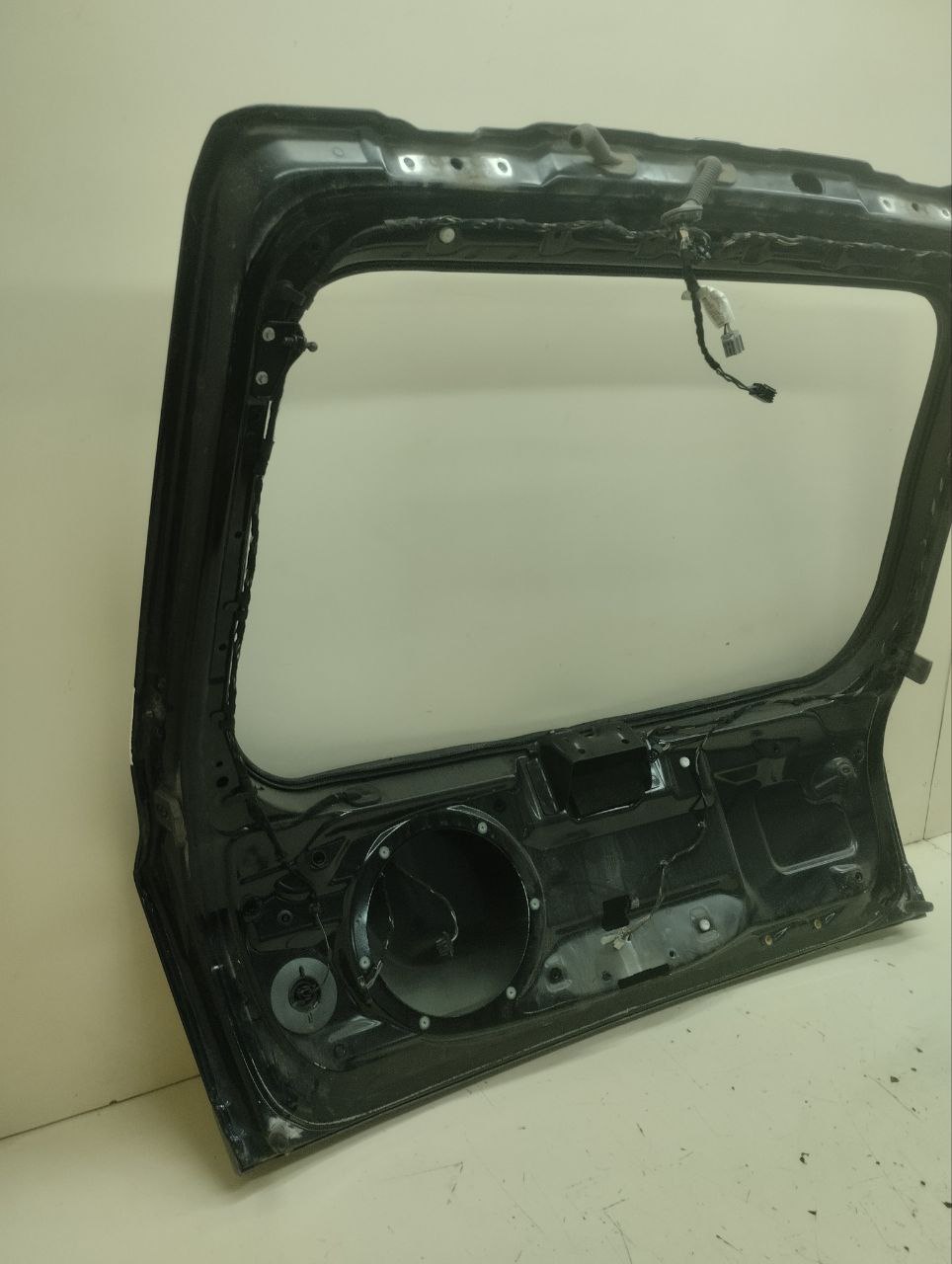 Дверь багажника Land Rover Range Rover Sport 2005-2012 Дверь багажника Land Rover Range Rover Sport 2005-2012