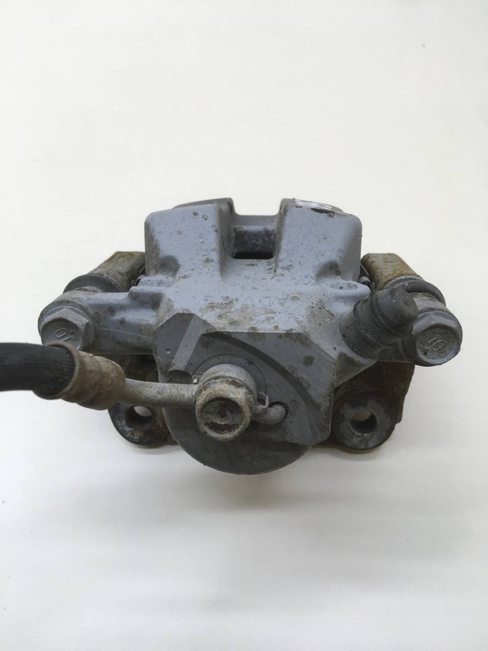 Суппорт задний левый Toyota Rav 4 (A30) 2006-2013