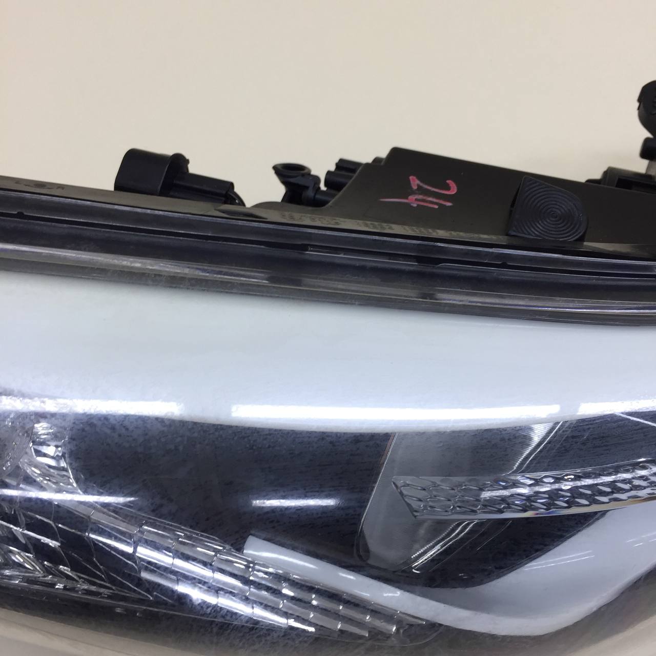 Фара правая Hyundai Elantra (MD) 2011-2016