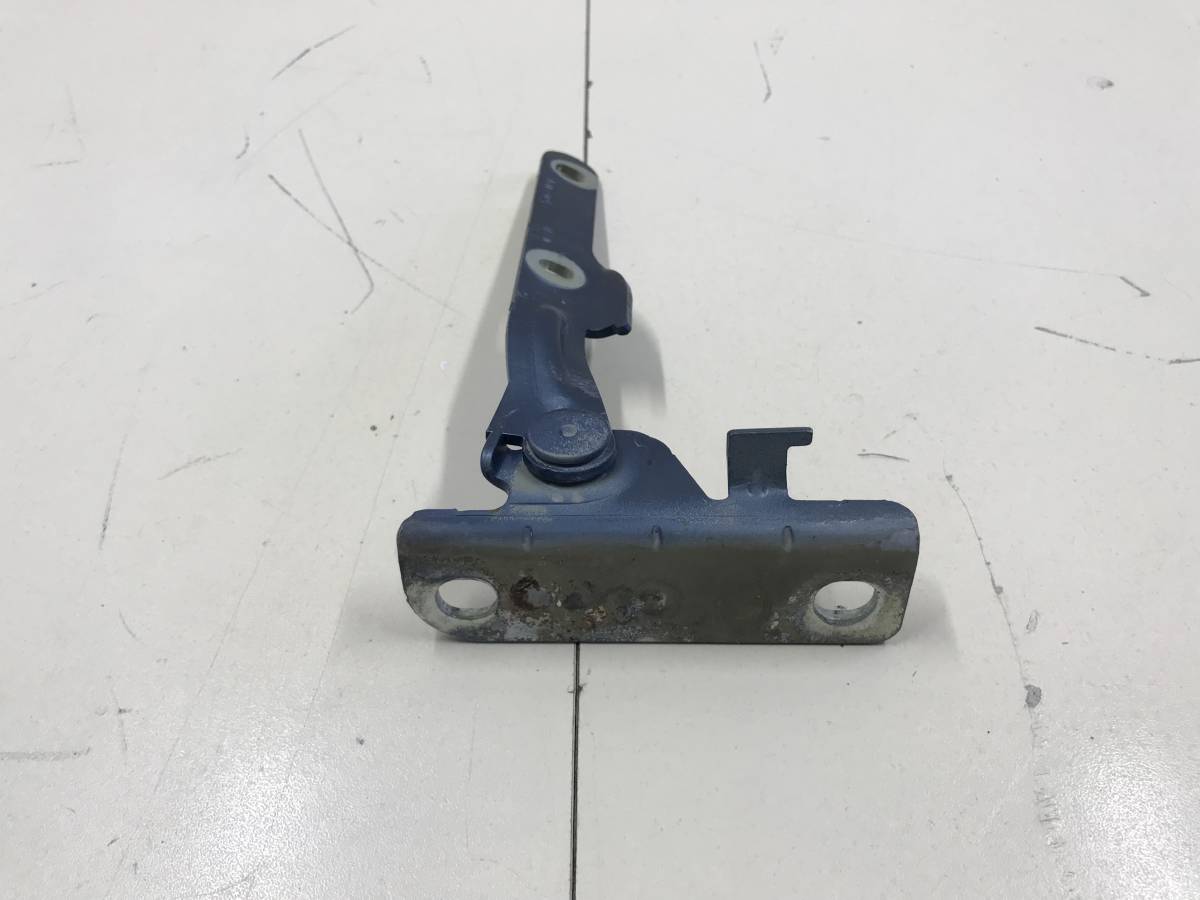 Петля капота правая Renault Logan (1) 2005-2014
