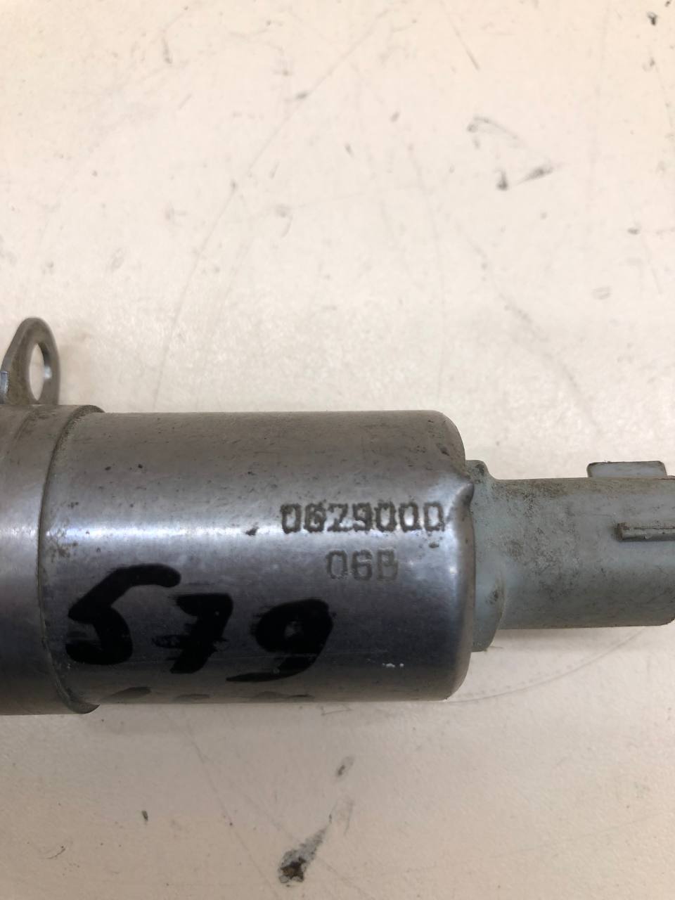 Клапан электромагн. изменения фаз ГРМ Nissan Note (E11) 2006-2013