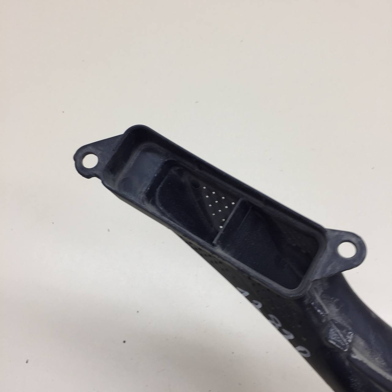 Воздухозаборник (наружный) Ford Focus 3 2011>