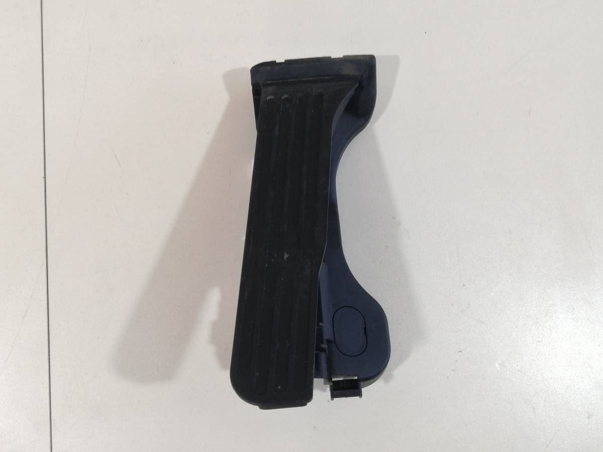 Педаль газа Skoda Octavia (A5 1Z-) 2004-2013 Педаль газа Skoda Octavia (A5 1Z-) 2004-2013