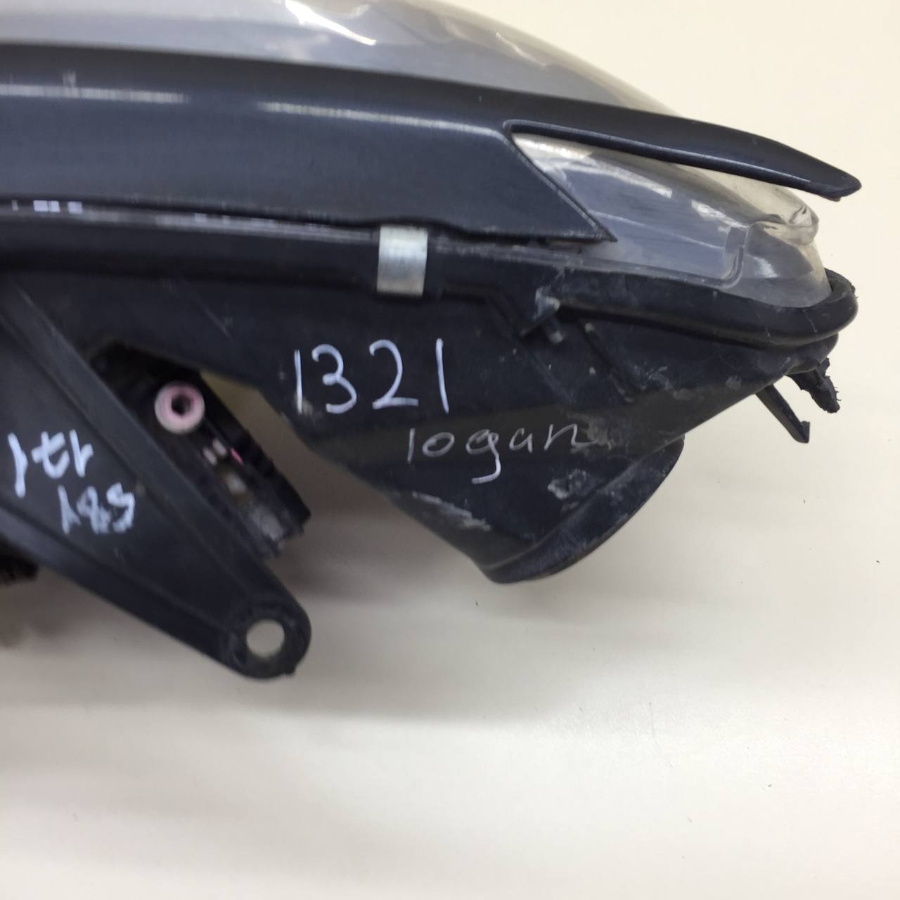 Фара правая Renault Logan (2) 2014>