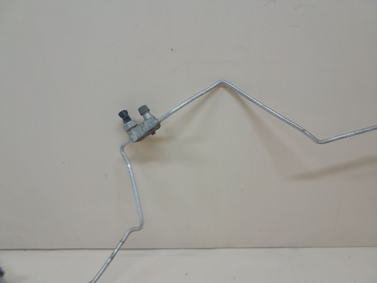 Трубка кондиционера Toyota Corolla E150 2006-2013 Трубка кондиционера Toyota Corolla E150 2006-2013