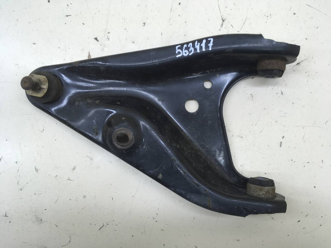 Рычаг передний левый Nissan Almera 3 (G11, G15) 2012>