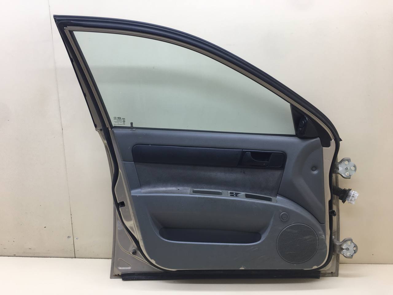 Дверь передняя левая Chevrolet Lacetti (J200) 2003-2013