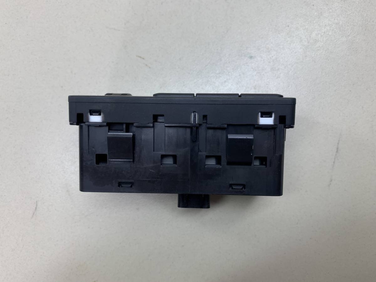 Блок кнопок Mazda Mazda 6 (GJ) 2013-2022