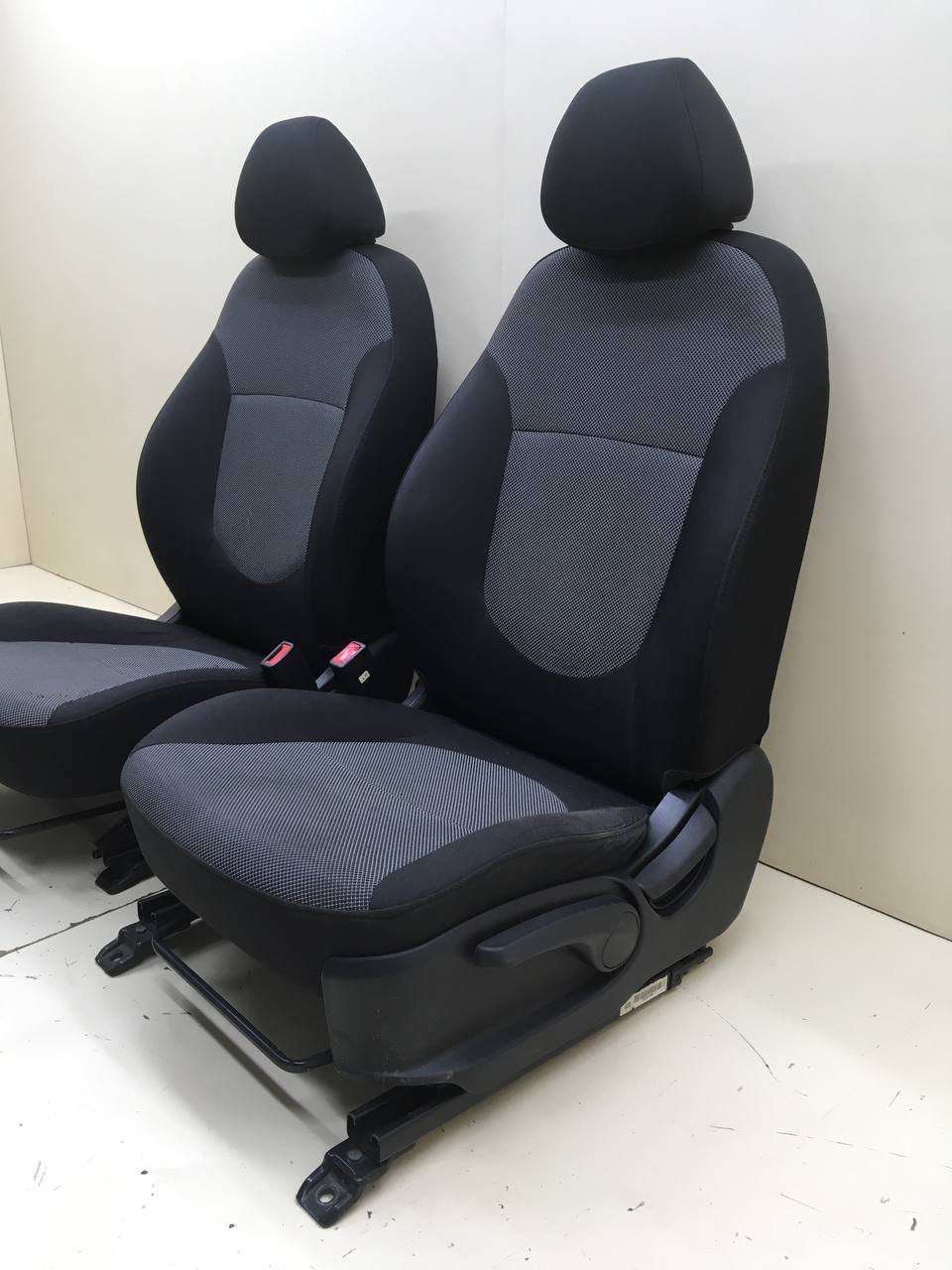 Сиденье (комплект) Hyundai Solaris (RB) 2010-2017