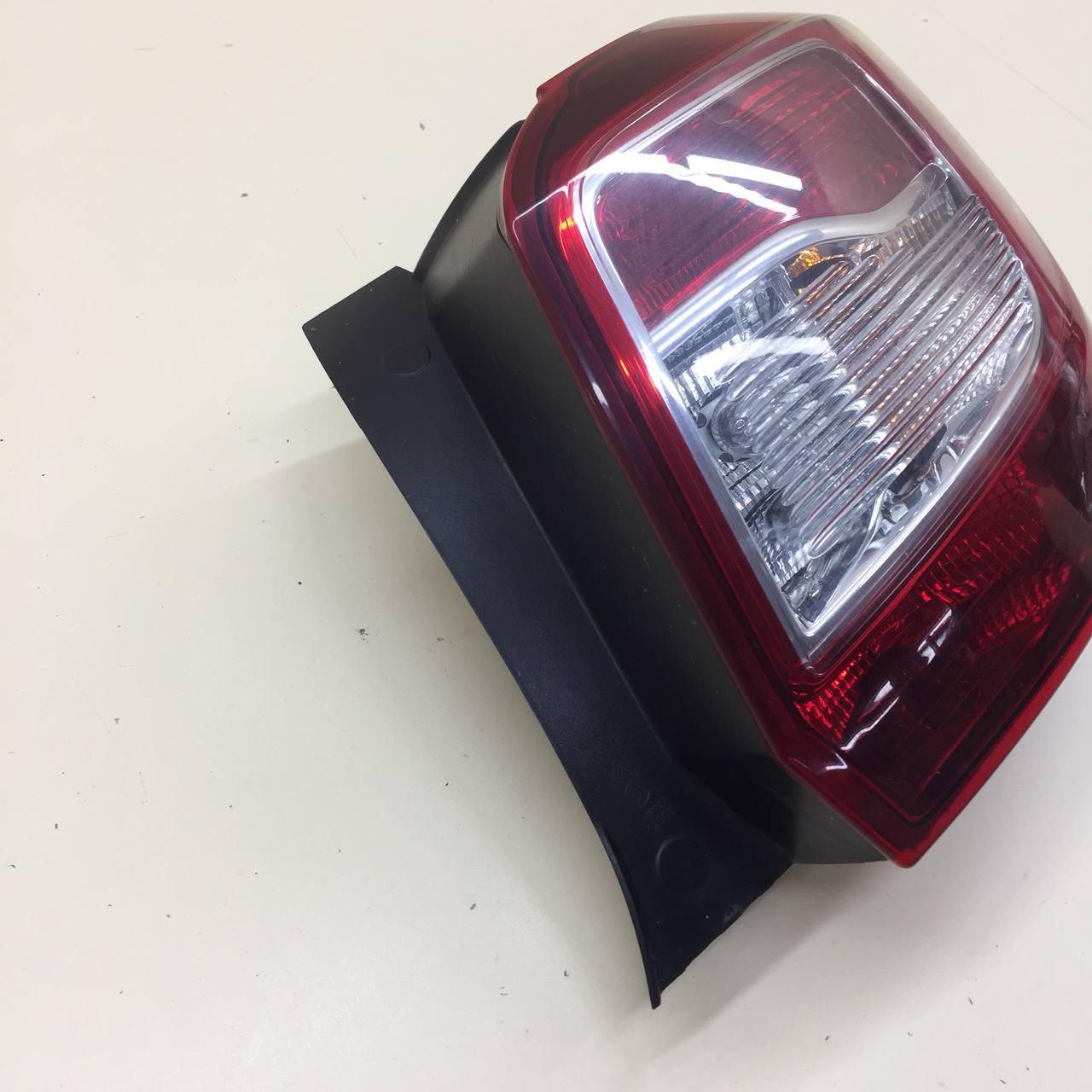 Фонарь задний правый Renault Sandero Stepway (5S) 2014-2022
