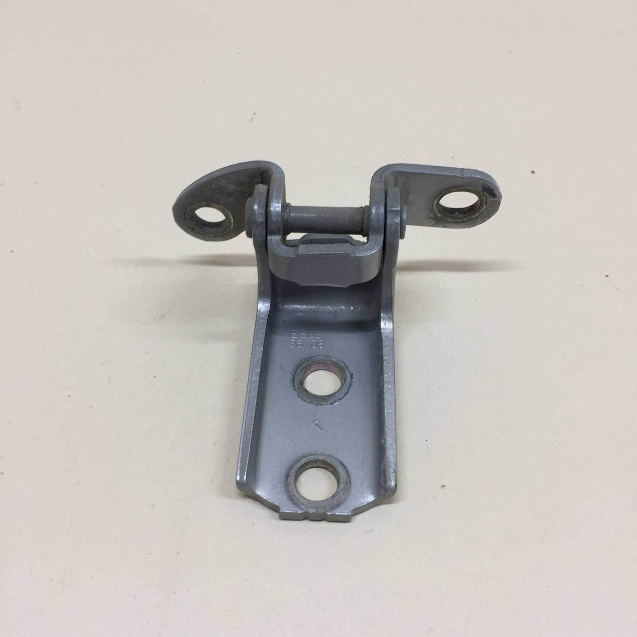 Петля двери задней правой нижняя Toyota Auris (E150) 2006-2012 Петля двери задней правой нижняя Toyota Auris (E150) 2006-2012