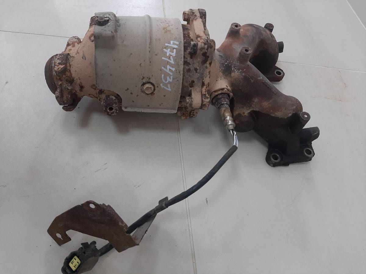 Коллектор выпускной Nissan Almera Classic (B10) 2006-2013