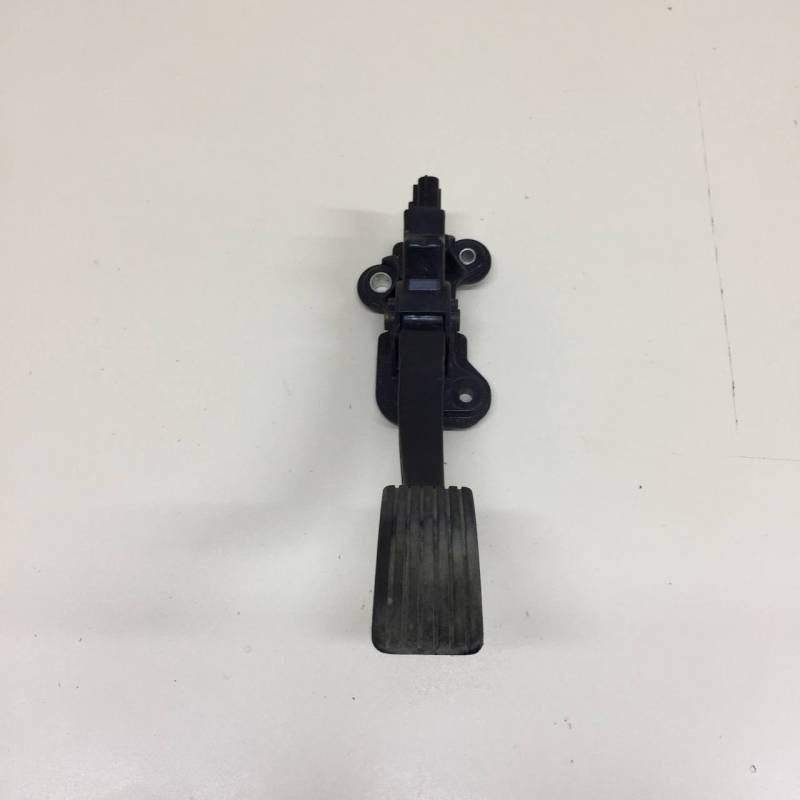Педаль газа Mitsubishi Lancer X (CX, CY) 2007> Педаль газа Mitsubishi Lancer X (CX, CY) 2007>