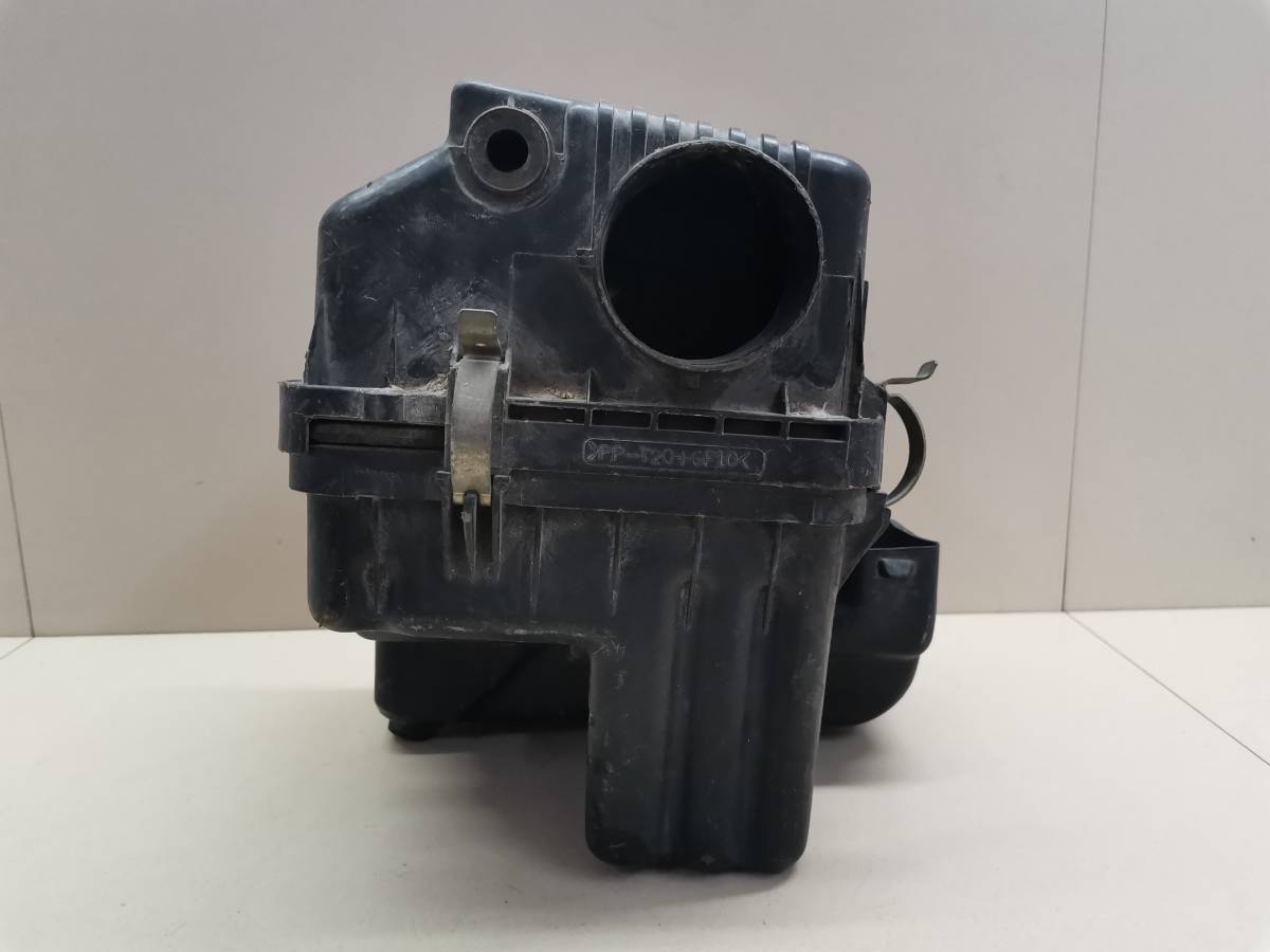 Корпус воздушного фильтра Toyota Corsa (L50) 1994-1999 Корпус воздушного фильтра Toyota Corsa (L50) 1994-1999