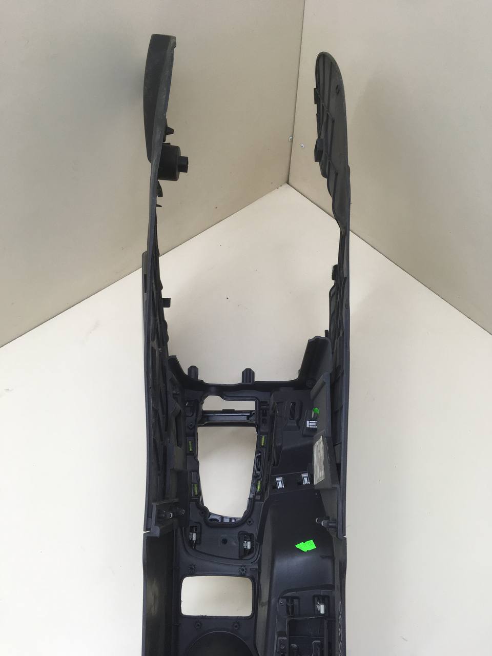 Консоль центральная Ford Focus 3 2011>