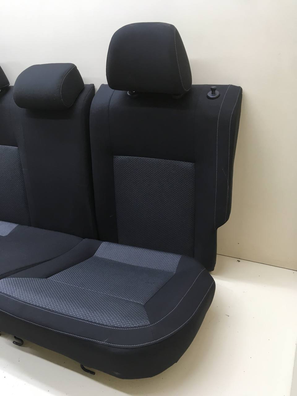 Сиденье (комплект) Volkswagen Polo (MK5) 2011-2020 Сиденье (комплект) Volkswagen Polo (MK5) 2011-2020