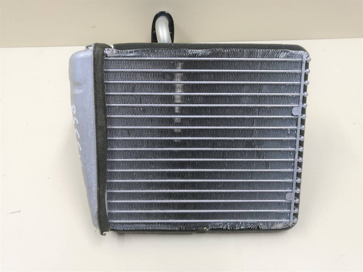 Радиатор отопителя Skoda Octavia (A5 1Z-) 2004-2013 Радиатор отопителя Skoda Octavia (A5 1Z-) 2004-2013