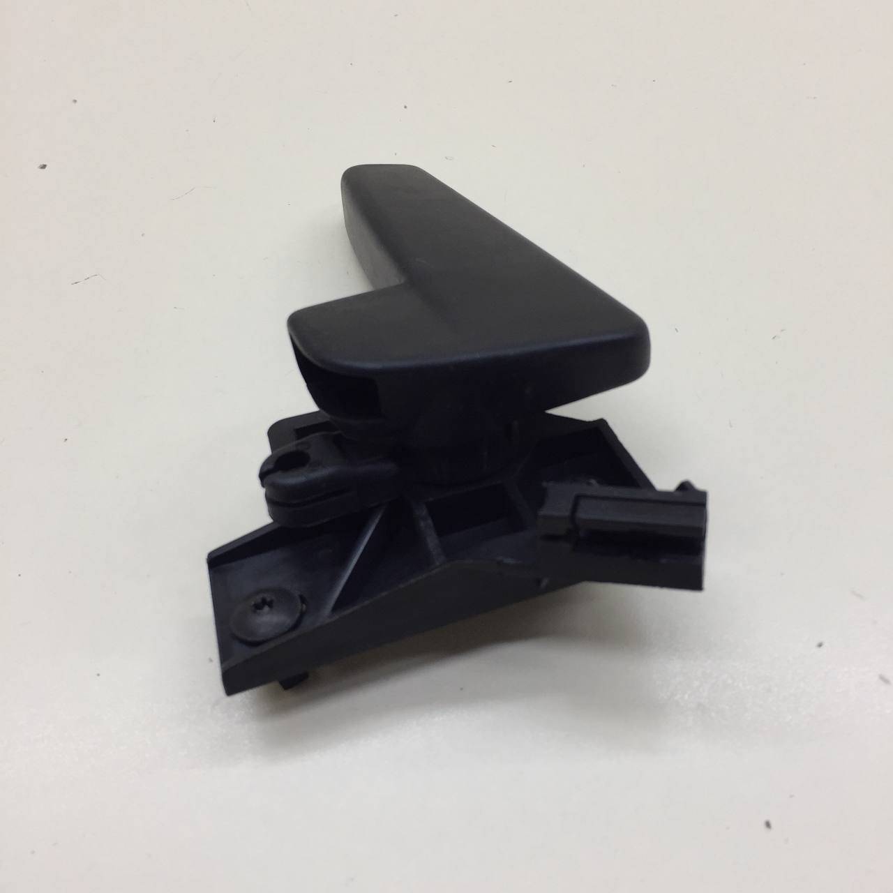 Ручка открывания капота Volkswagen Polo (MK5) 2011-2020