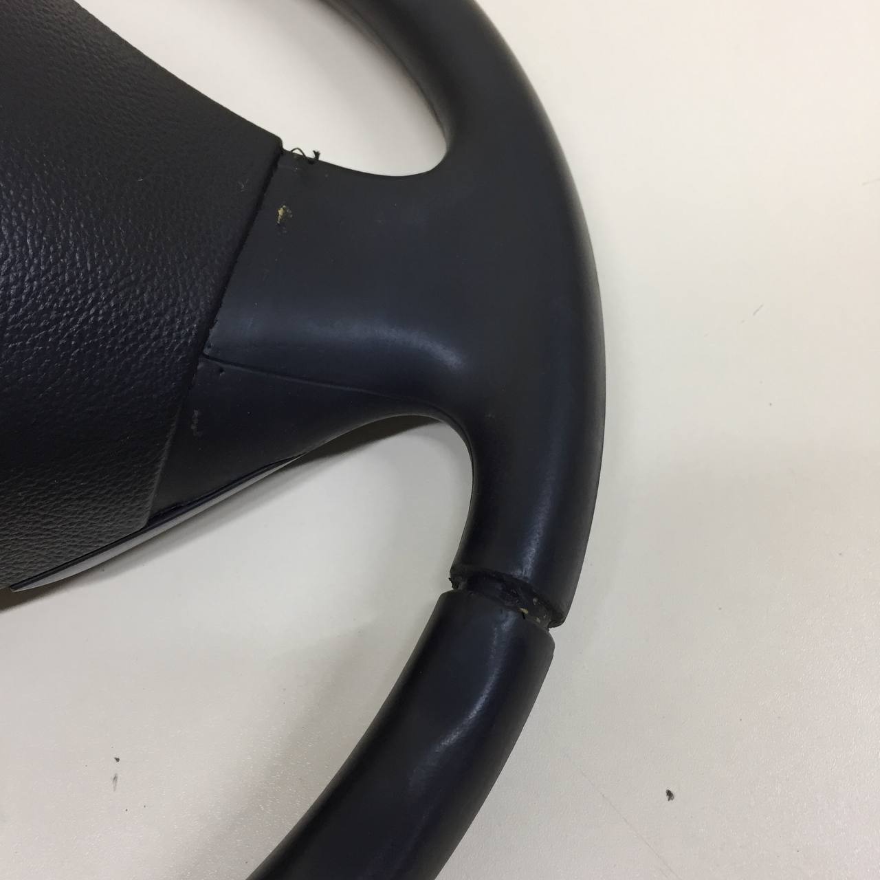 Рулевое колесо для AIR BAG (без AIR BAG) BMW 3-series E90/E91 2005-2011 Рулевое колесо для AIR BAG (без AIR BAG) BMW 3-series E90/E91 2005-2011